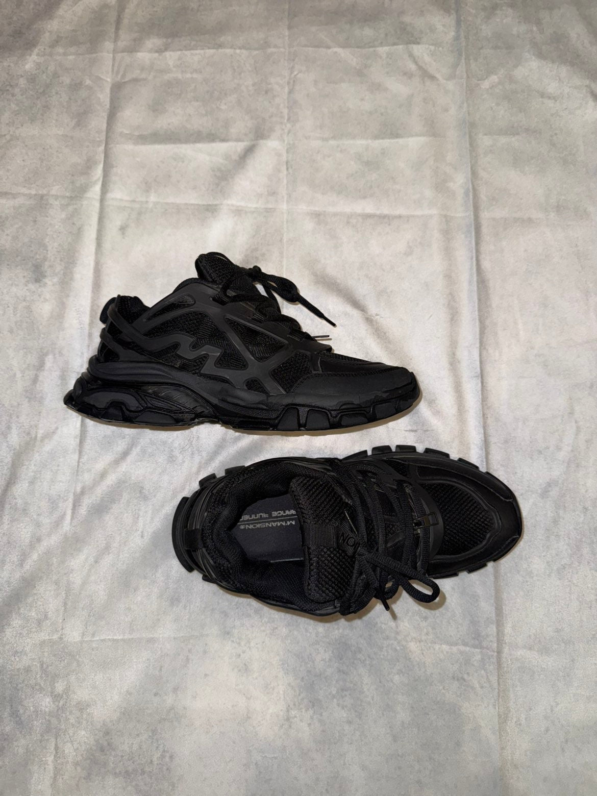 Moonlight Mansion Tracks