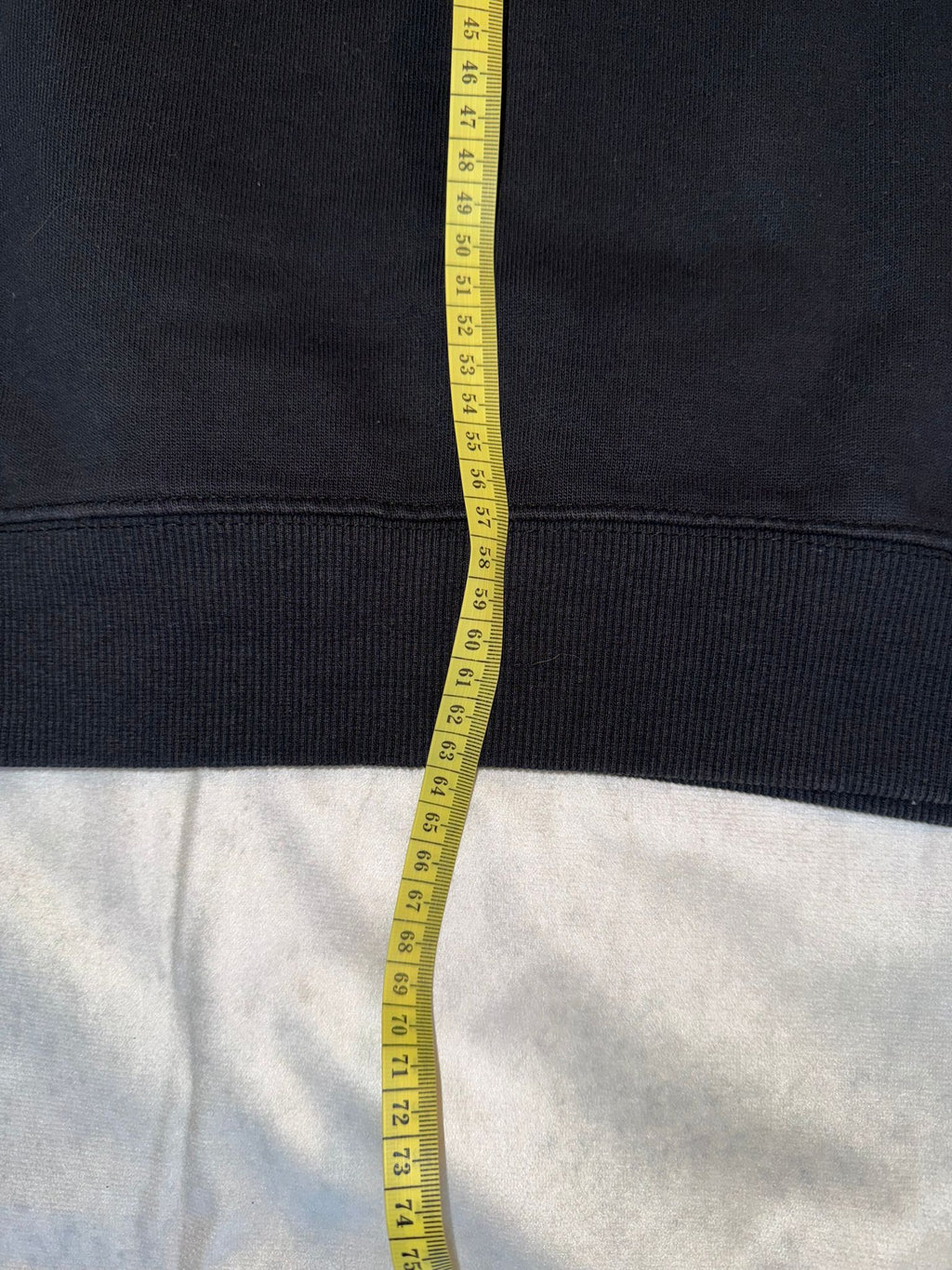 Retro Nike Logo Sweater – Vintage Style