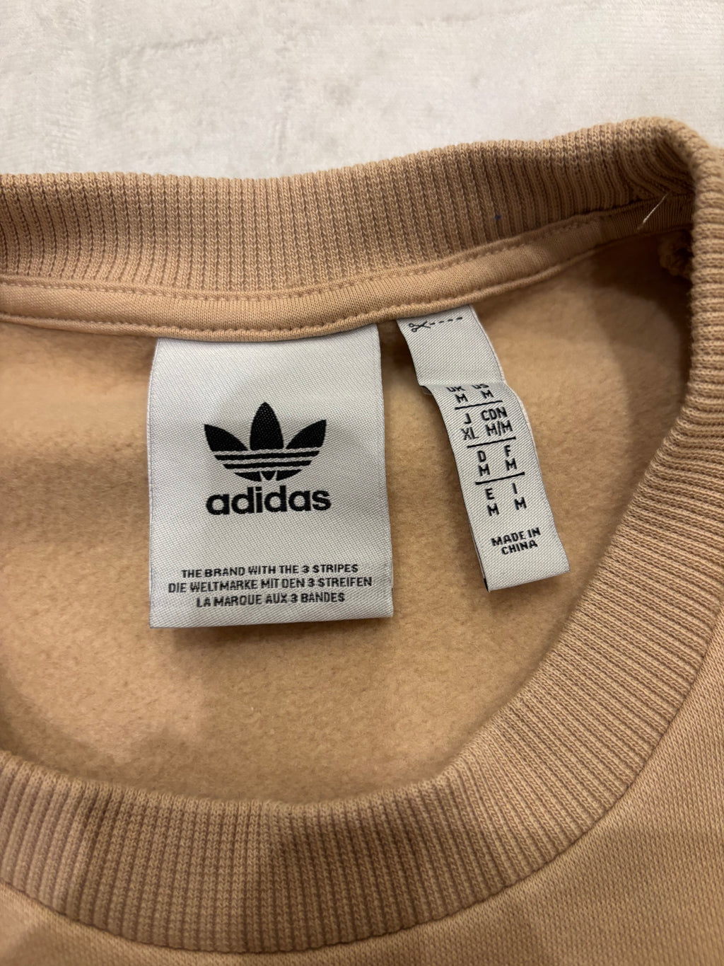Adidas Retro Vintage Sweatshirt – Size M