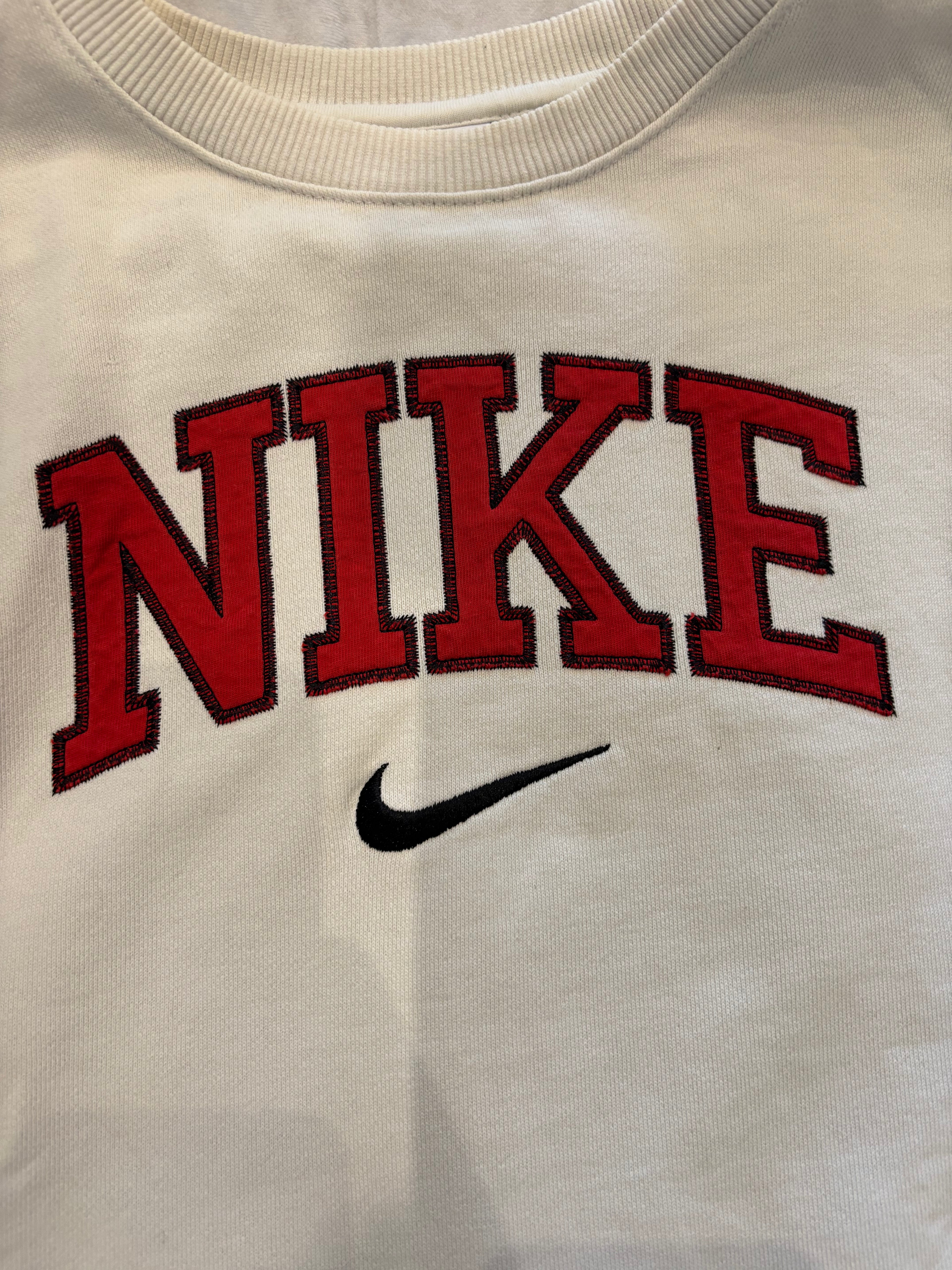 Vintage Retro Nike Sweatshirt – Excellent Condition
